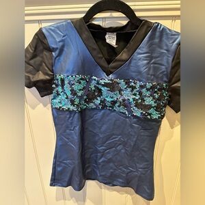 A WISH COME TRUE CRUSH ON YOU GUY Large Child Sequinned Black Blue Shirt